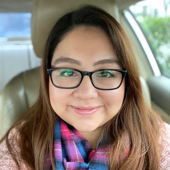 Meet your Posher, Stephany - Picture 1 of 1